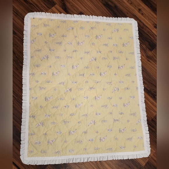Vtg Precious Moments Baby blanket quilt - Picture 3 of 6